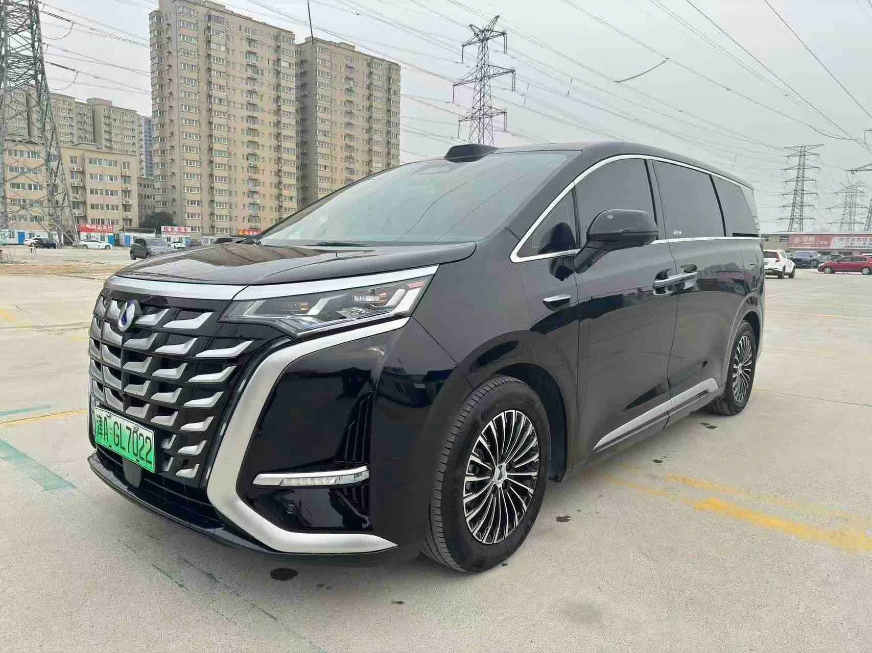 Denza 2025 Denza D9 DM-i 1.5T CVT Intelligent Driving Edition 1020 AWD Flagship Automatic