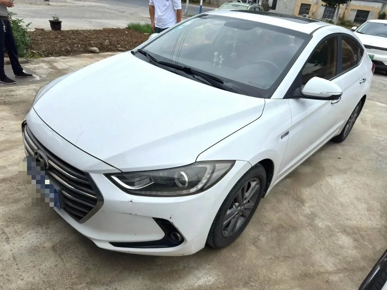Hyundai Elantra 2016 1.4T Dual-Clutch Dynamic Elite Edition