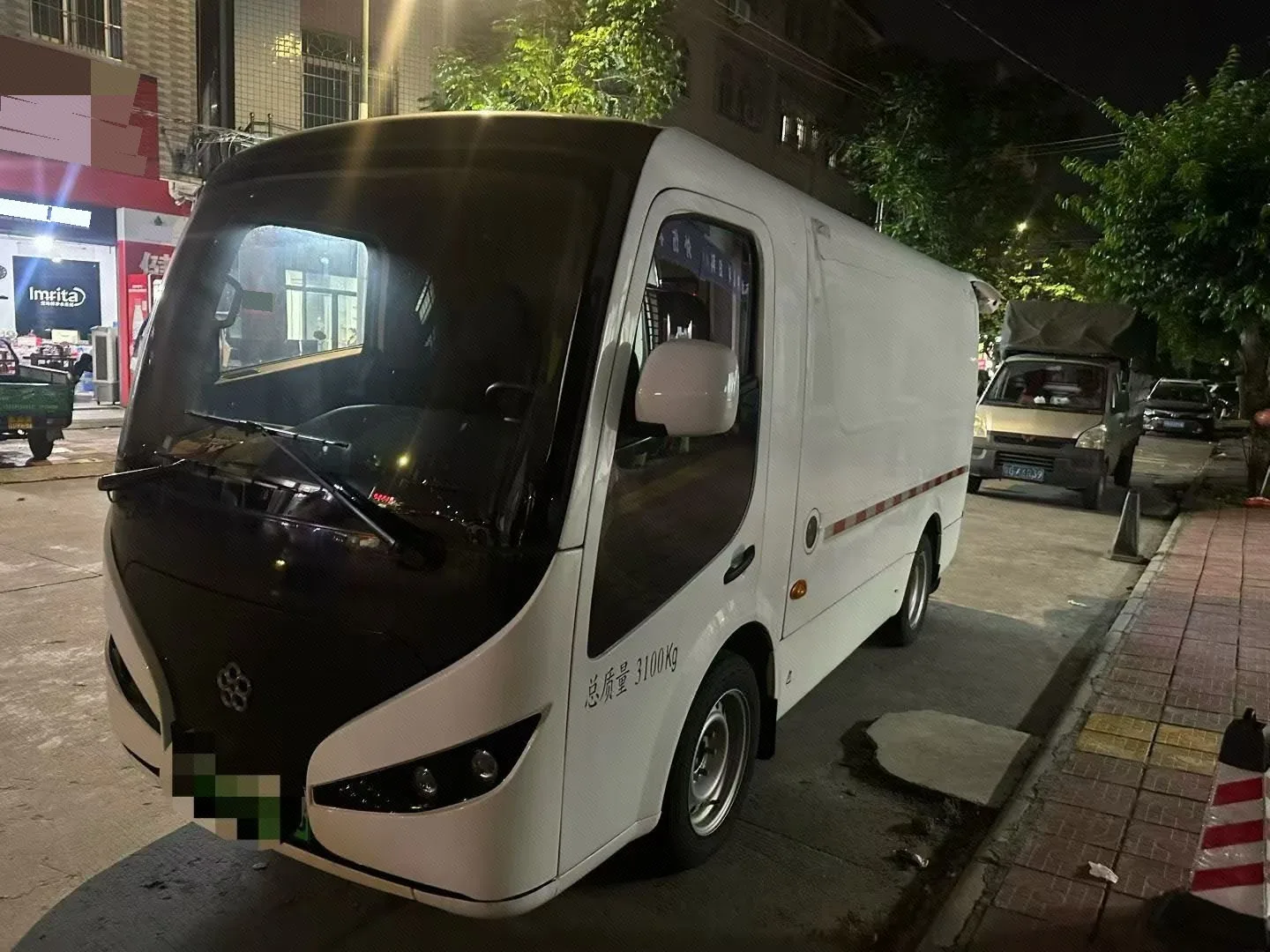Guangtong 2023 Gree Titanium Face Mask Logistics Van 3.1T 2-seat 4.99-meter pure electric enclosed truck 41.86kWh automatic transmission