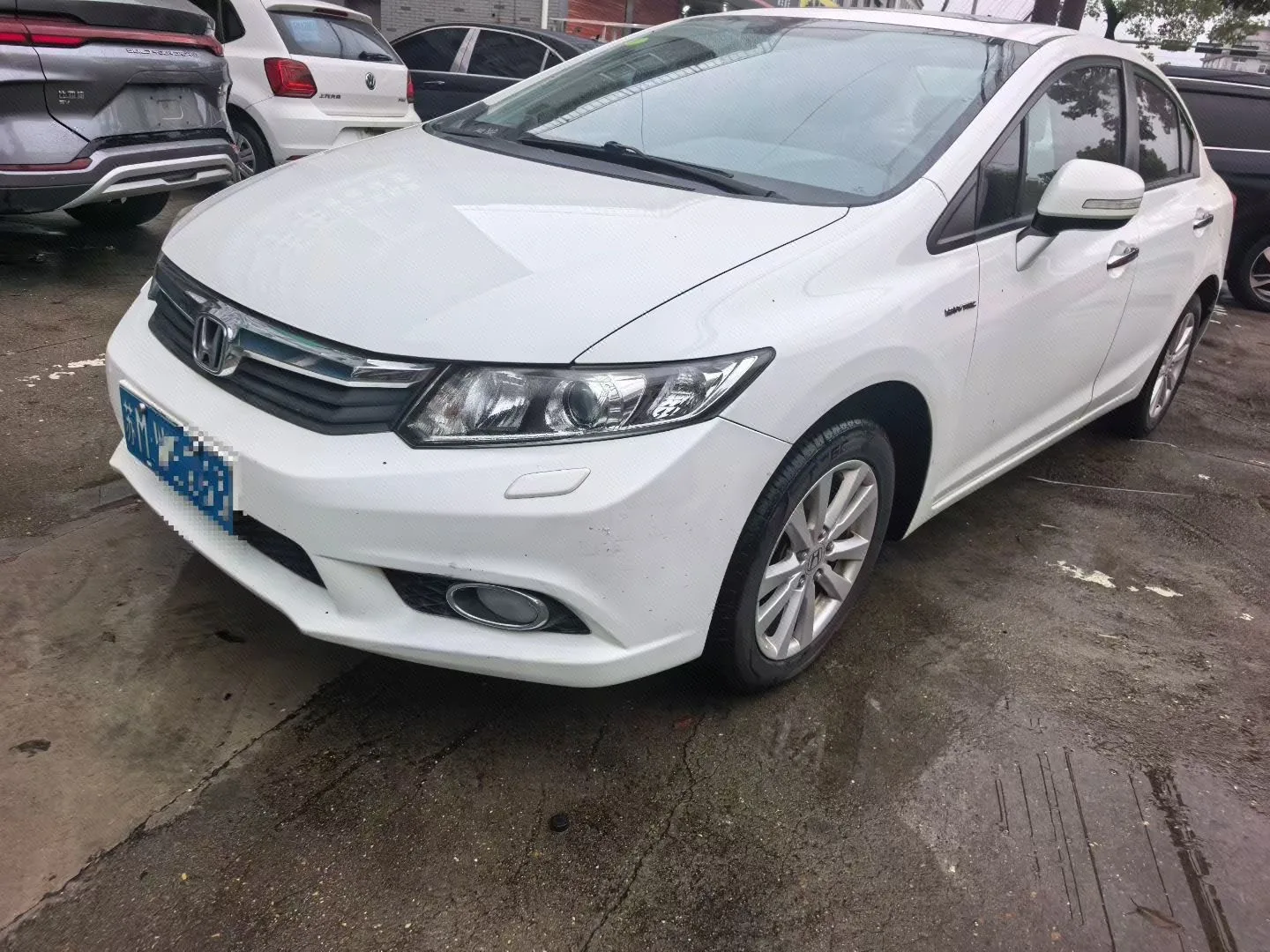 2013 Honda Civic 10th Anniversary Edition 1.8L Automatic Luxury Trim