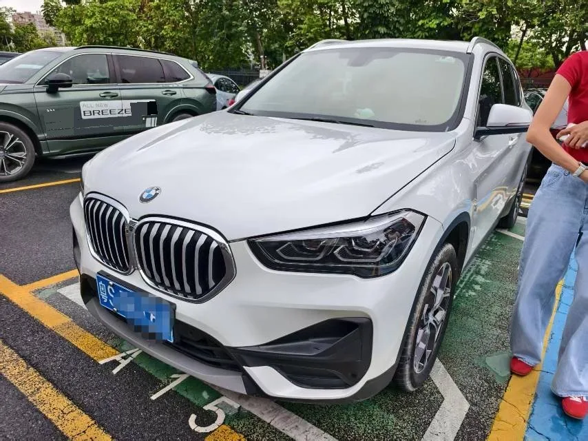 BMW X1 2022 sDrive25Li Leading Edition