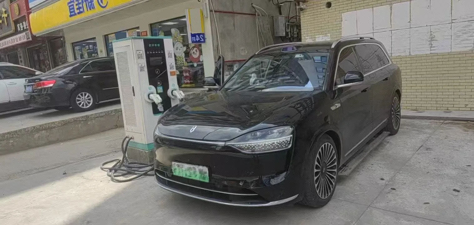 AITO 2024 Model M9 Extended Range Max Edition 42kWh 5-Seater Automatic