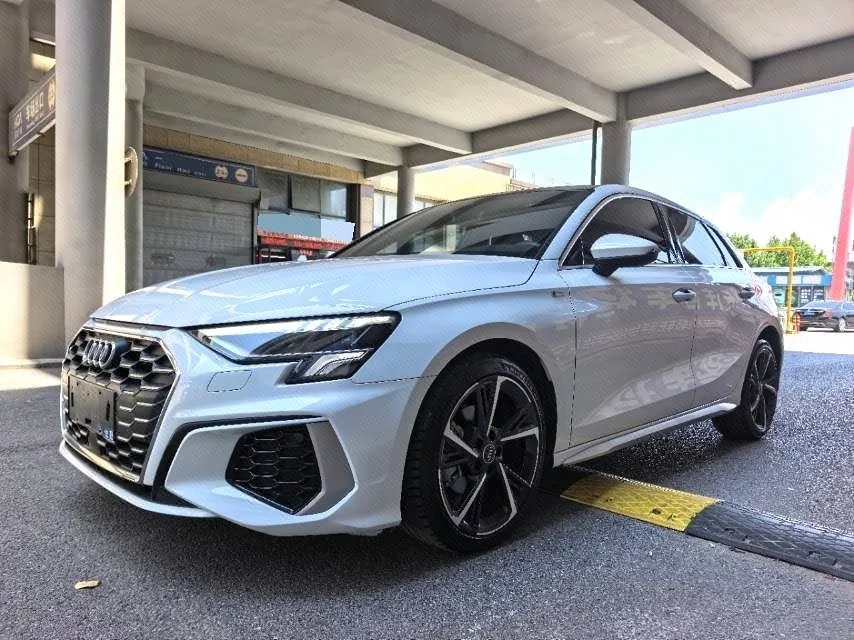Audi A3 2022 Sportback 35 TFSI Fashion Sport