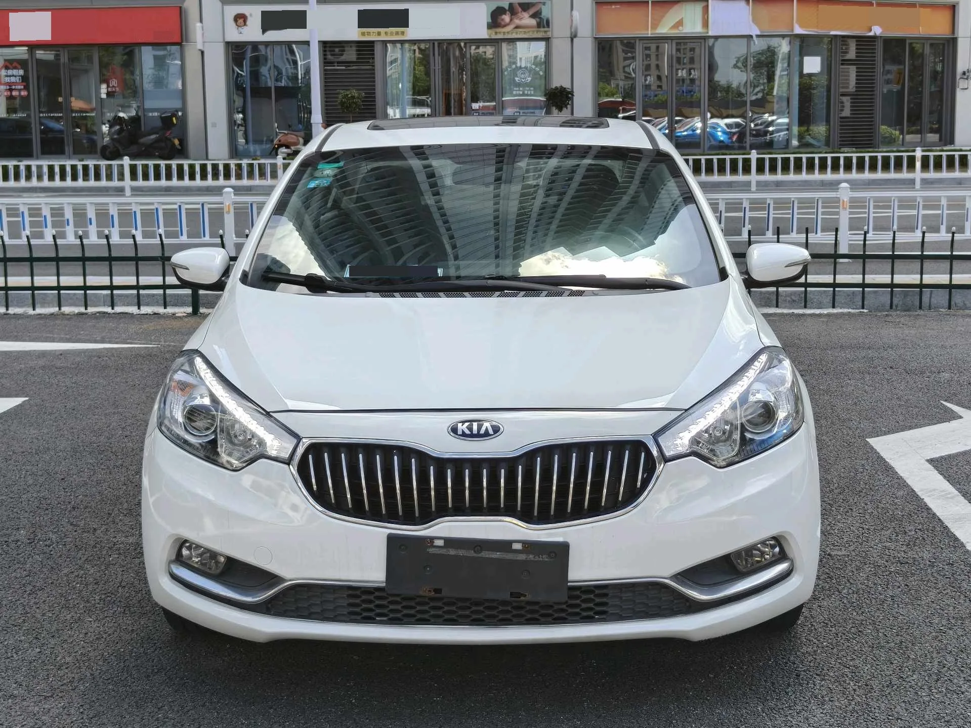 Kia K3 2015 1.6L Automatic GLS