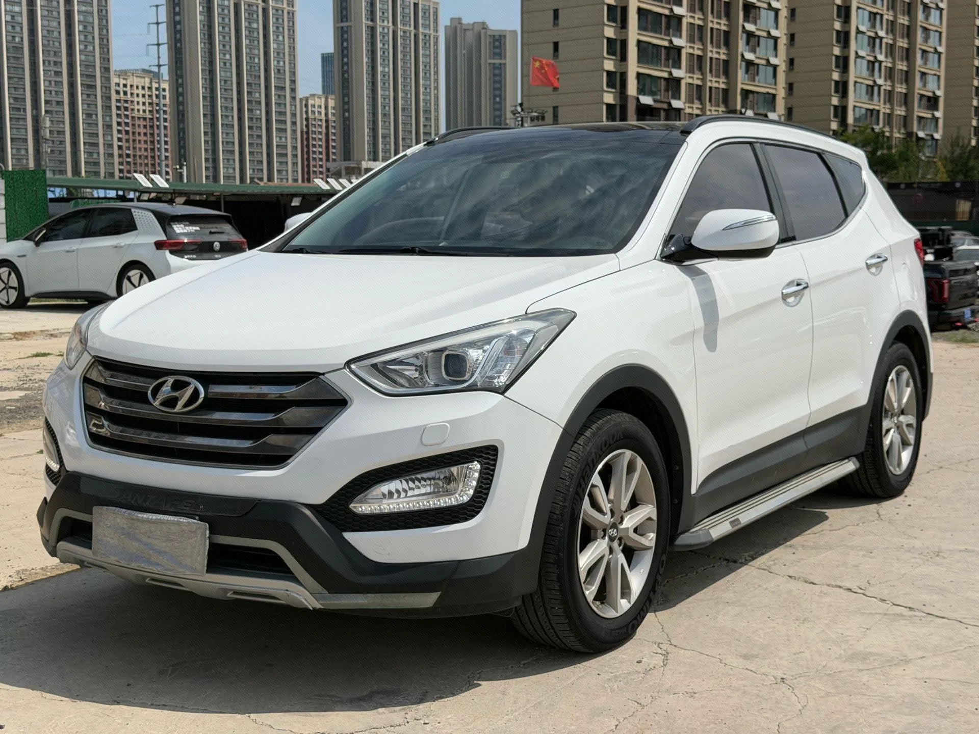 2015 Santa Fe 2.4L Automatic 4WD Smart Edition, 5-Seater