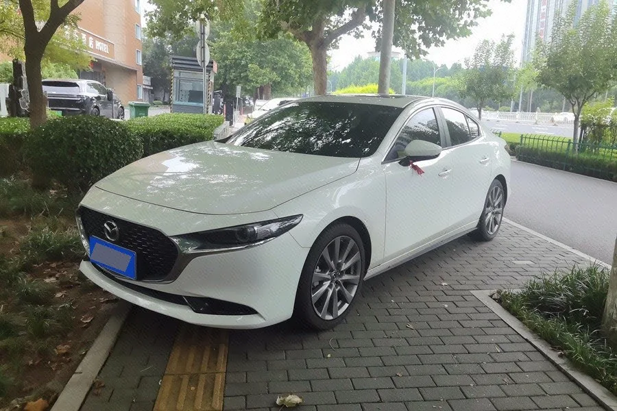 Mazda3 Axela 2023 2.0L Automatic Premium Edition
