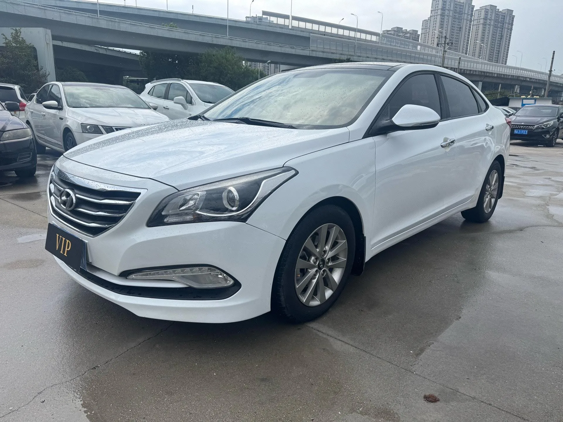2014 Mistra 1.8L Automatic Intelligent GLS