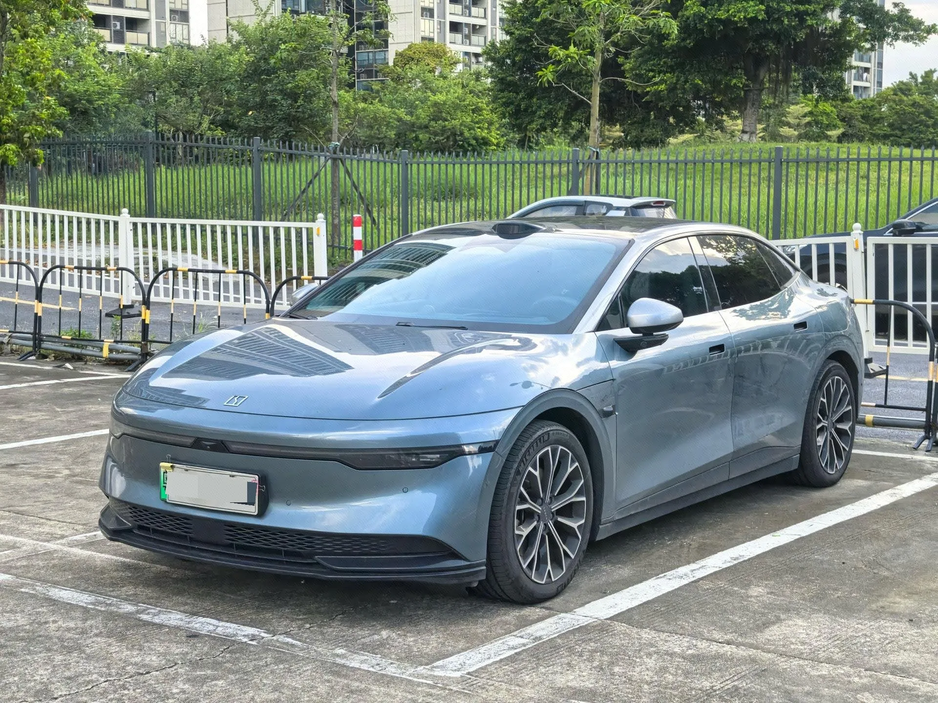 Jike 007 2024 Rear-Wheel Drive Intelligent Driving Edition 75kWh