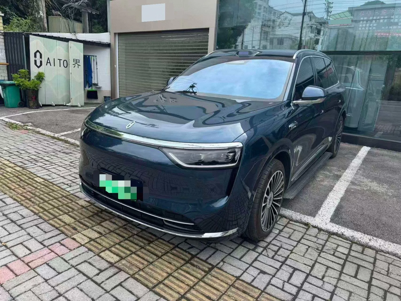 Wenjie M8 2025 Range Extended Ultra Edition 53.4kWh 5-Seater
