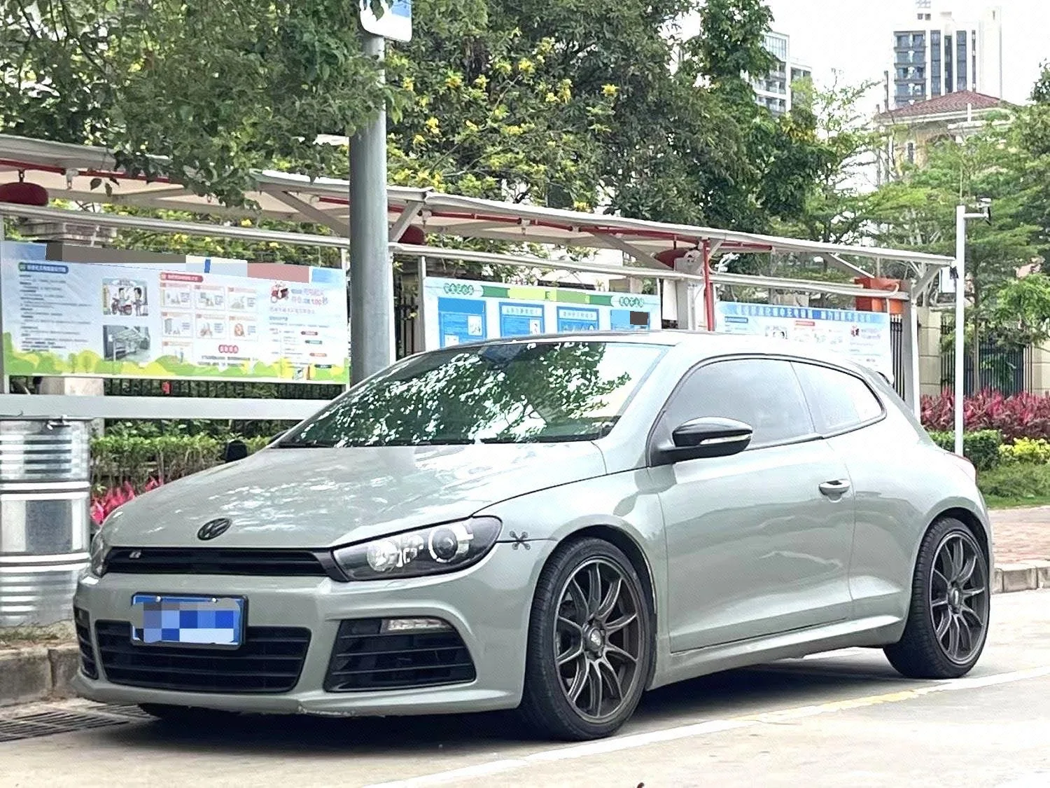 Sciroccos 2011 R 2.0TSI