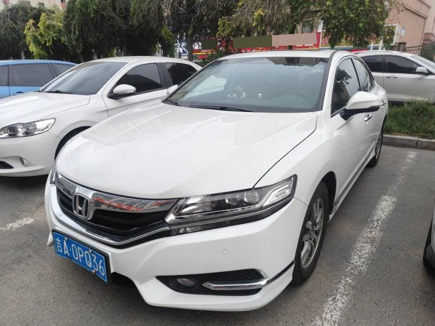 Spirior 2015 2.0L Premium Edition