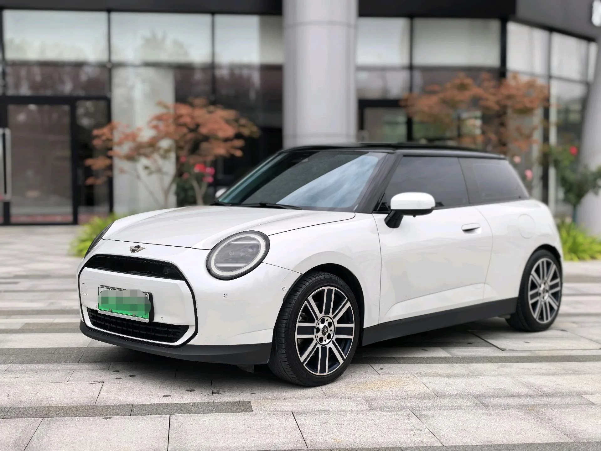 MINI Electric 2024 Cooper E Classic Edition