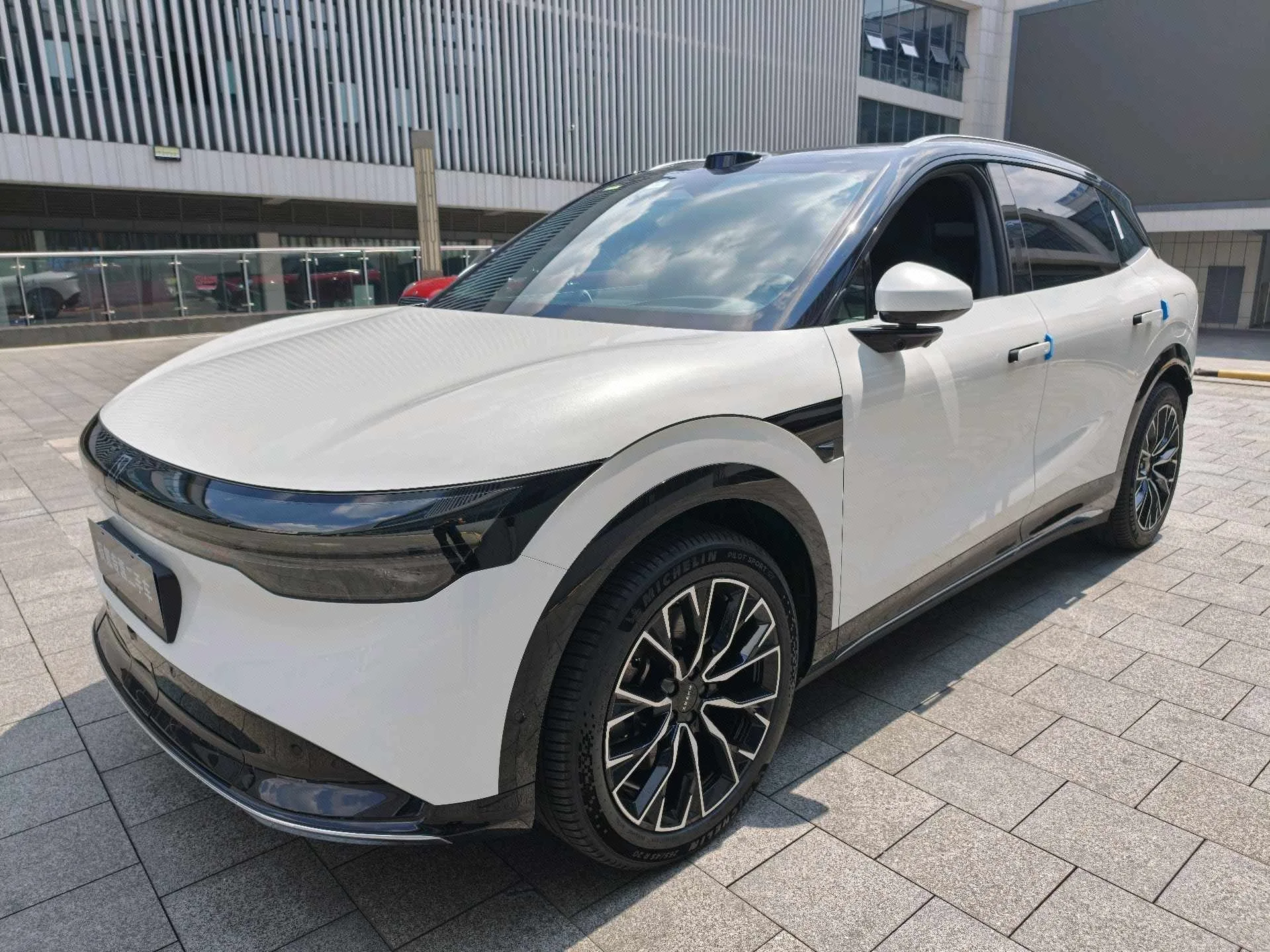 JiKrypton 2025 Model JiKrypton 7X 75kWh Rear-Wheel Drive Intelligent Driving Edition Automatic