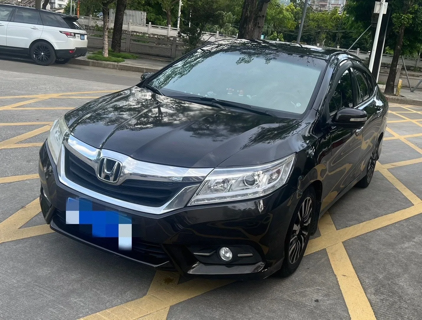 Honda Crider 2013 1.8L Automatic Deluxe Edition