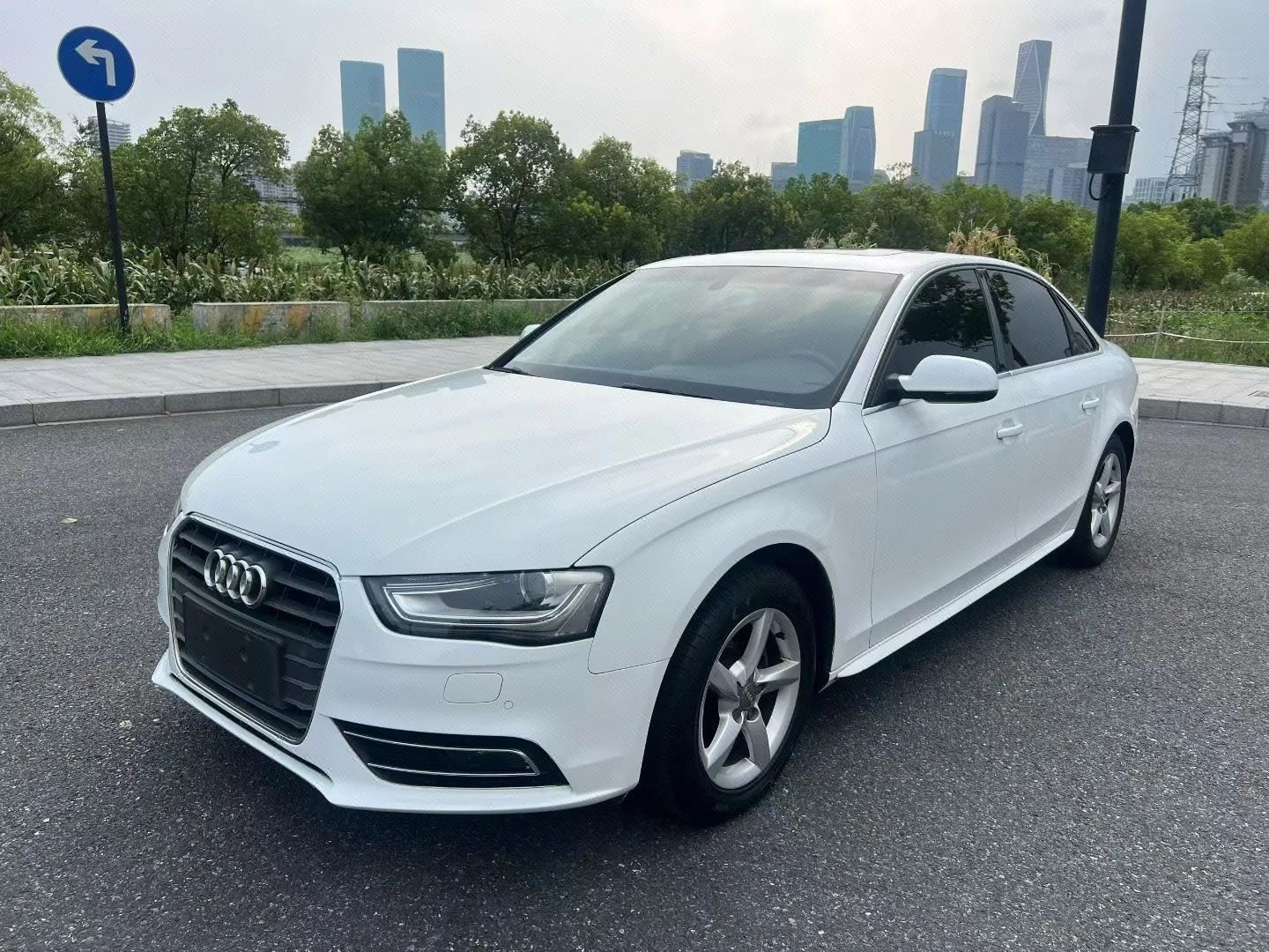 2016 Audi A4L 35 TFSI Automatic Standard Trim