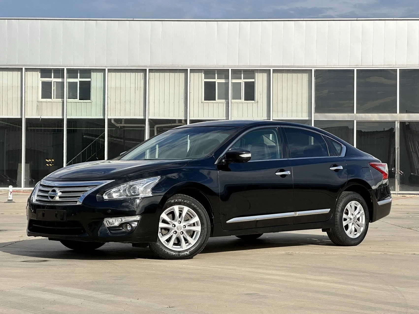 Teana 2013 2.5L XL Leading Edition