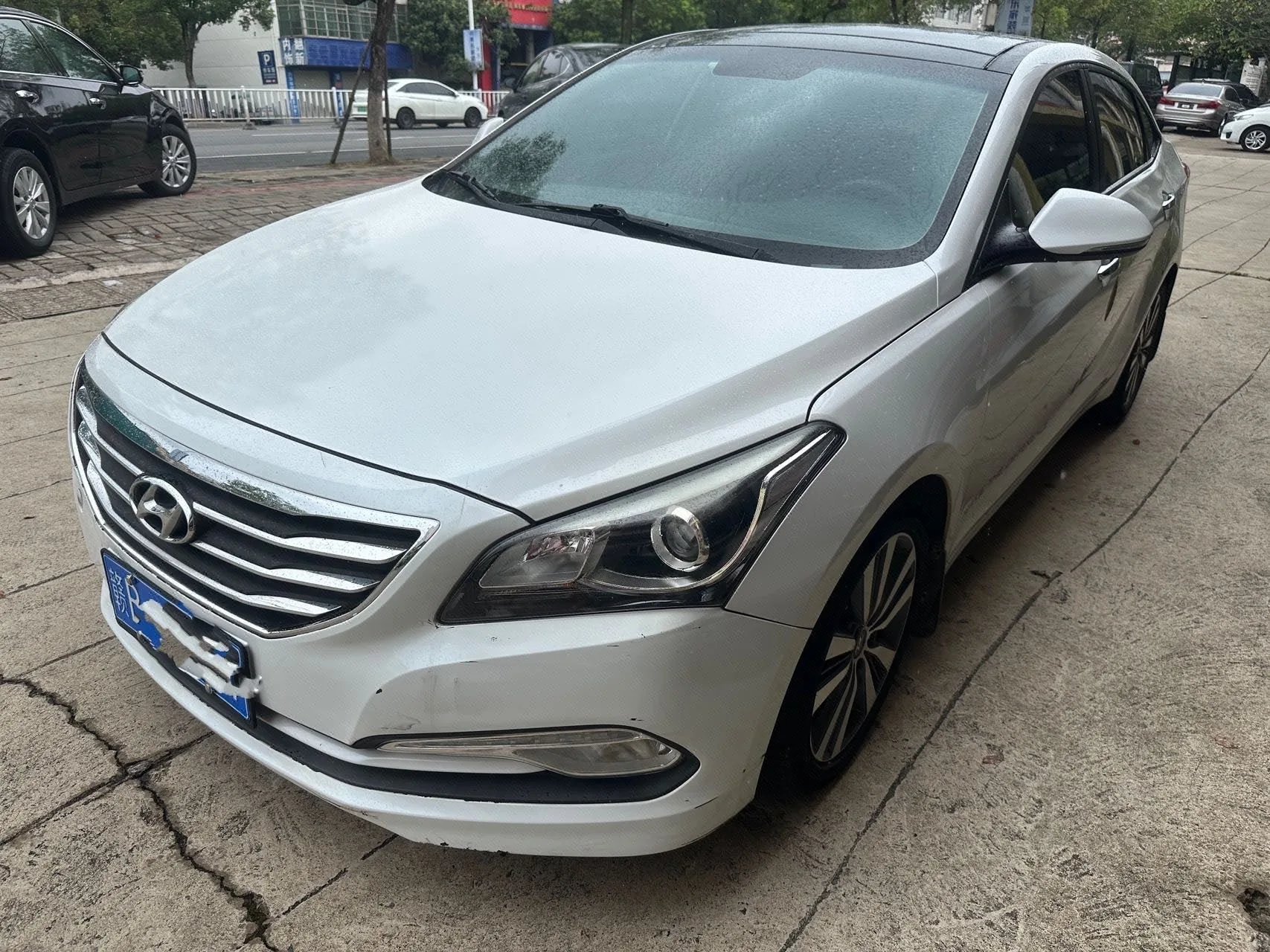 Hyundai Mistra 2016 1.8L Automatic Premium DLX