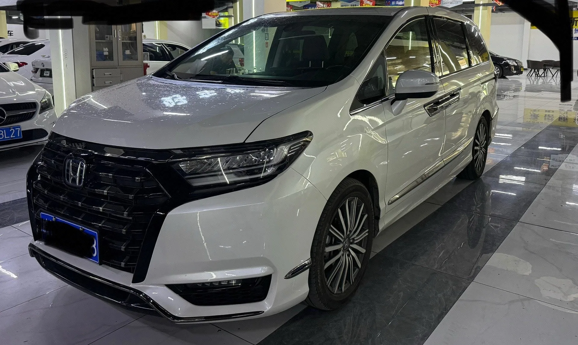 Elysion 2022 2.0L e:HEV Luxury First Edition