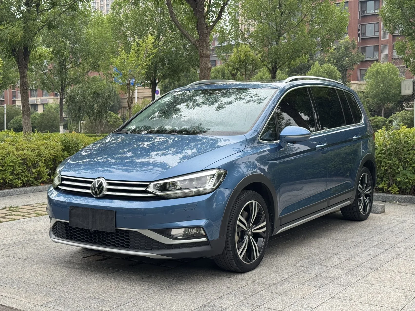 2021 Volkswagen Touran L 280TSI DSG Explorer Edition 7-Seater