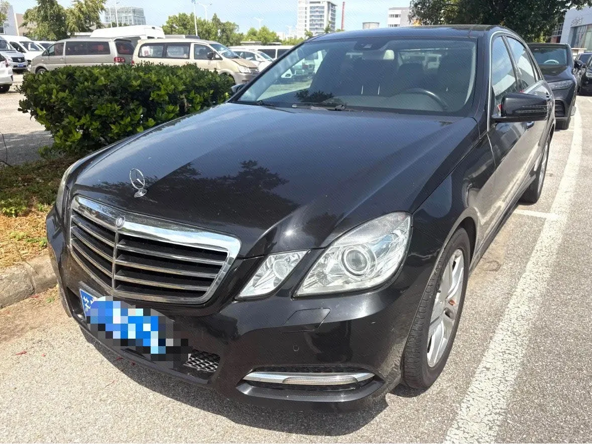 2011 Mercedes-Benz E-Class E 300 L Style & Luxury Edition