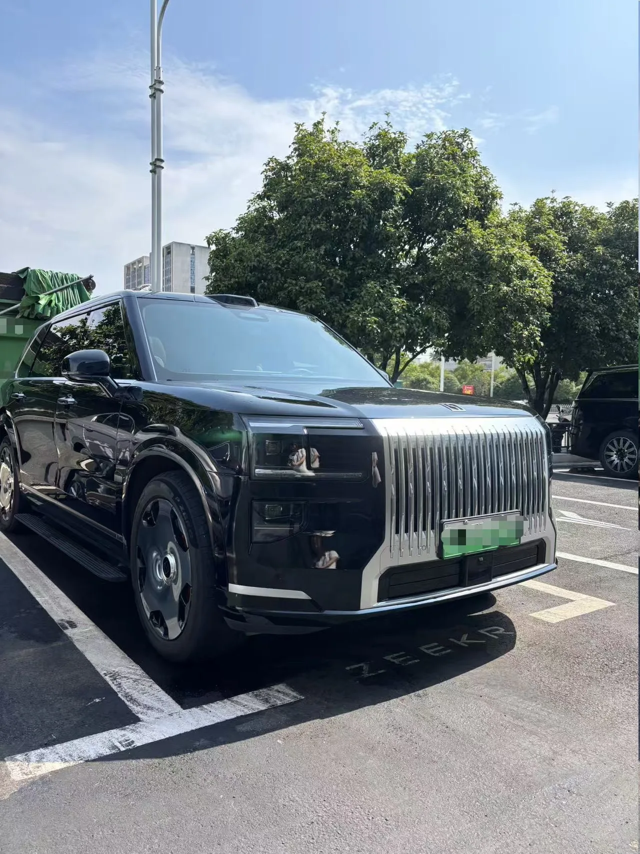 Jike 2025 Model Jike 9X 2.0T Ultra Edition 70kWh Automatic