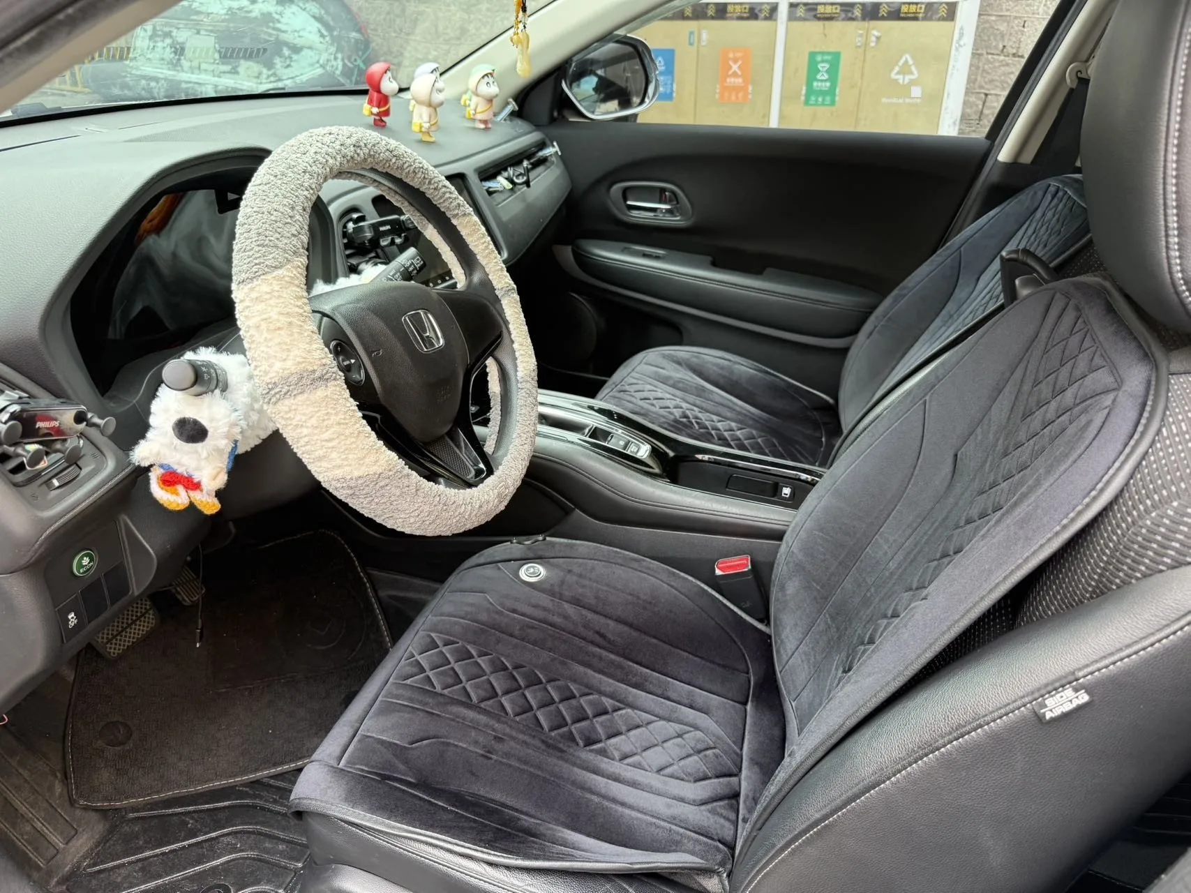 Vezel 2017 1.8L CVT 2WD Pioneer Edition