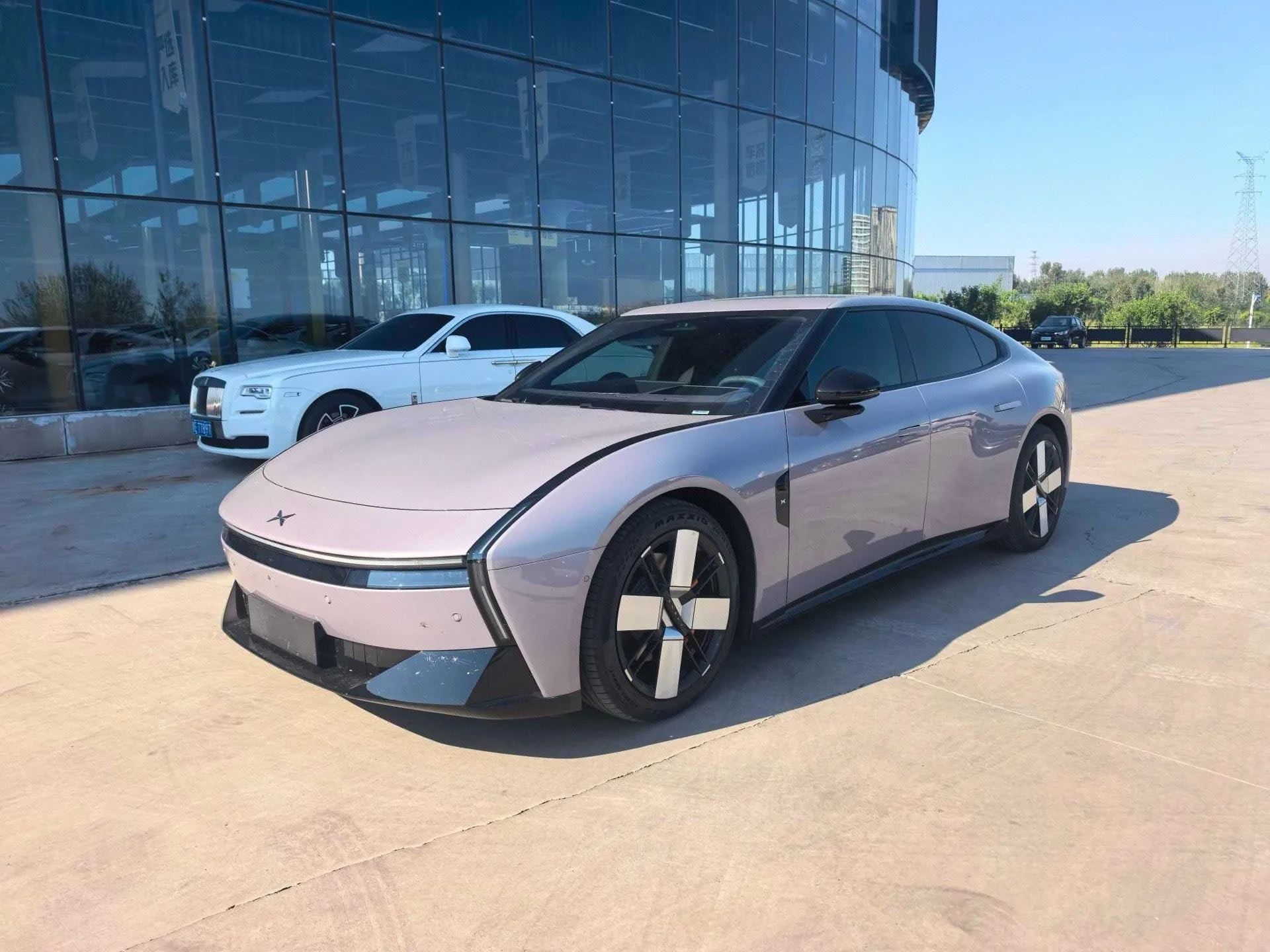 XPeng 2025 P7 702km Long Range Automatic