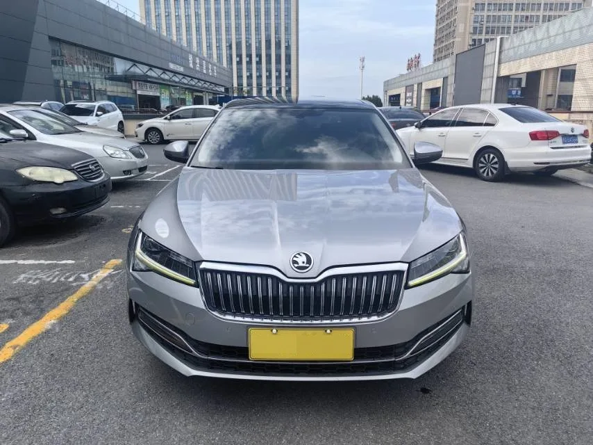 Superb 2019 TSI330 DSG Comfort Edition