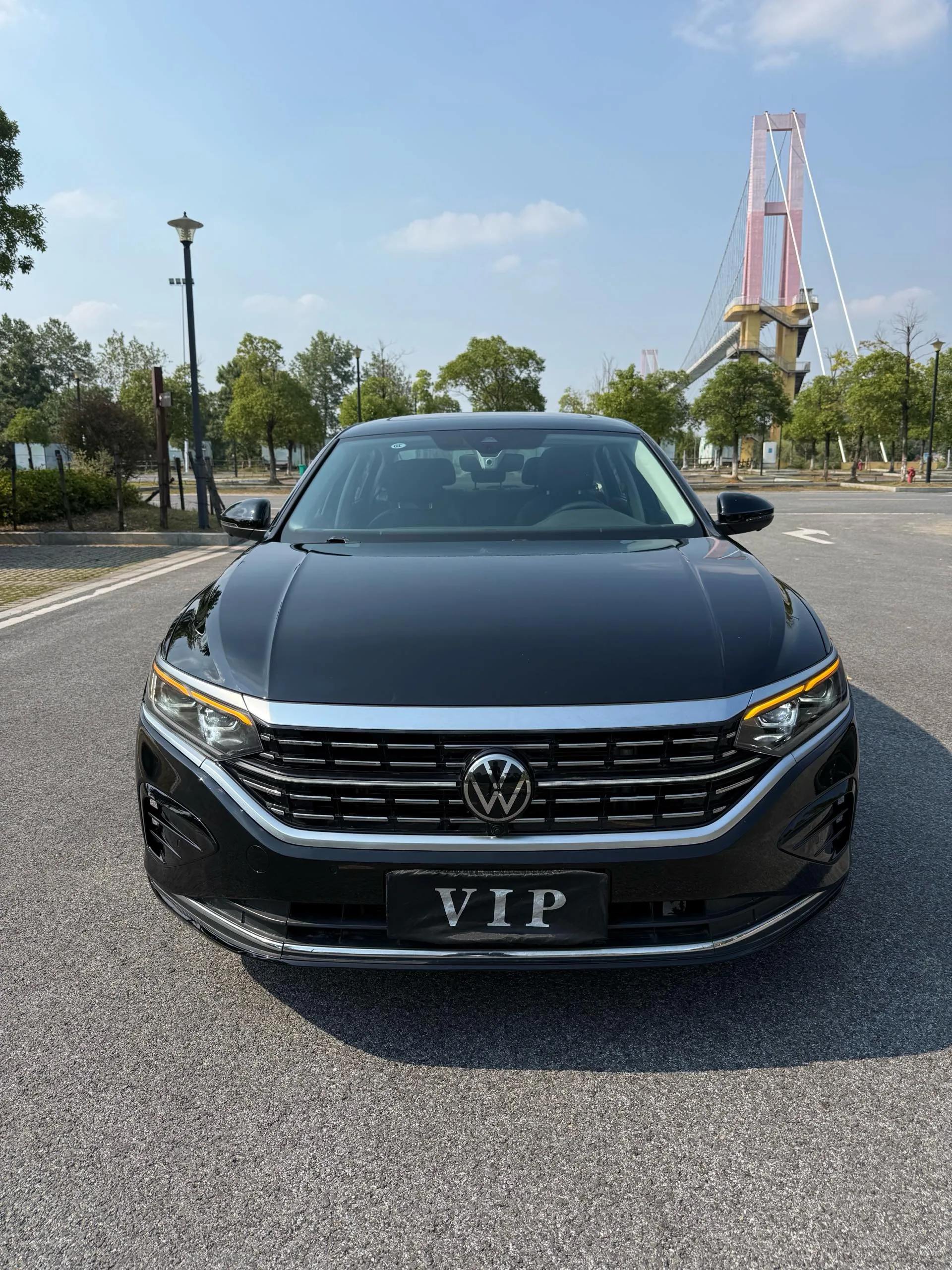 Volkswagen 2024 Passat 2.0 TSI 380 TSI Dragon Glory Edition, Automatic Transmission