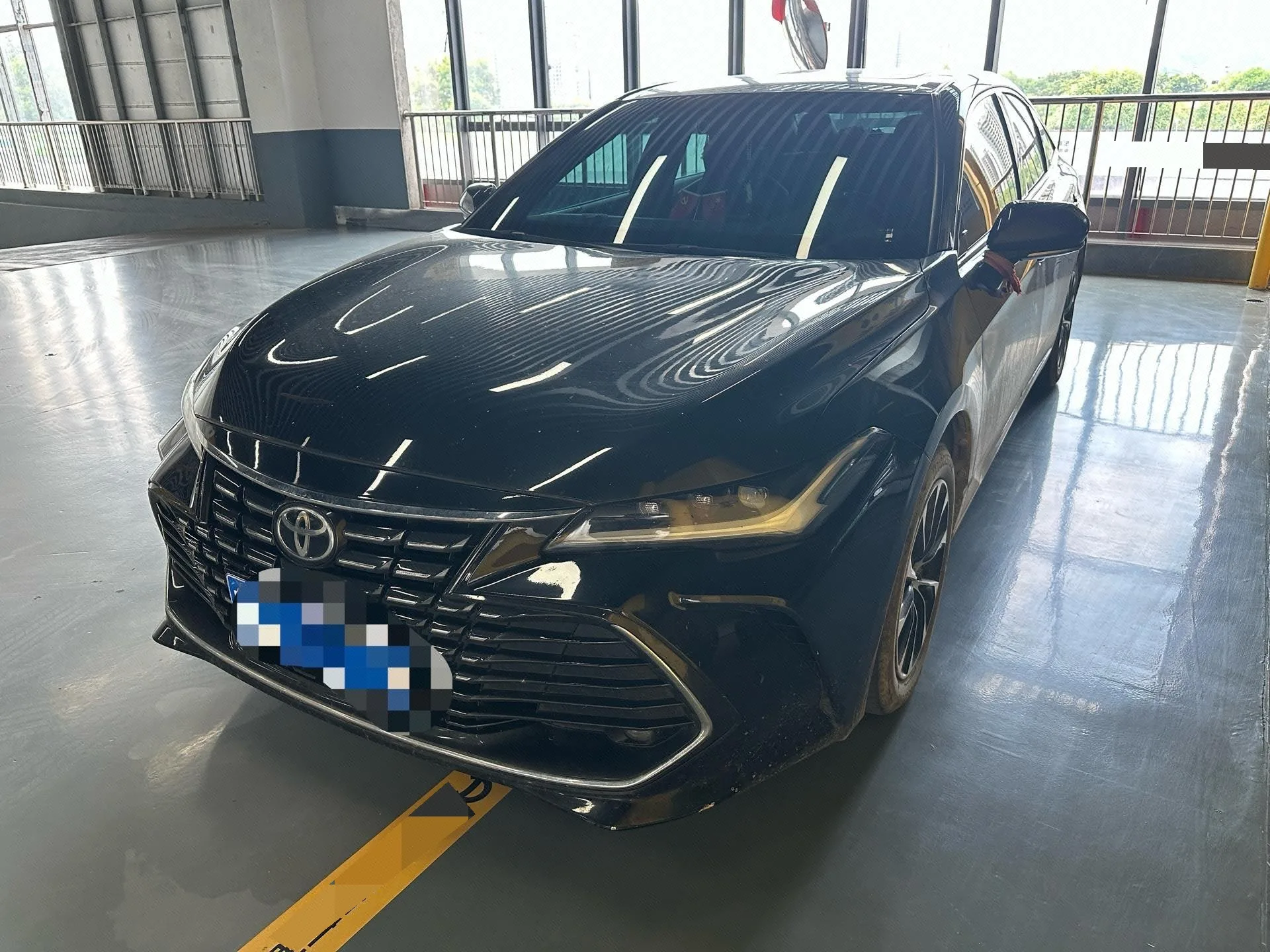 2023 Toyota Avalon 2.0L CVT Premium Edition (Automatic)