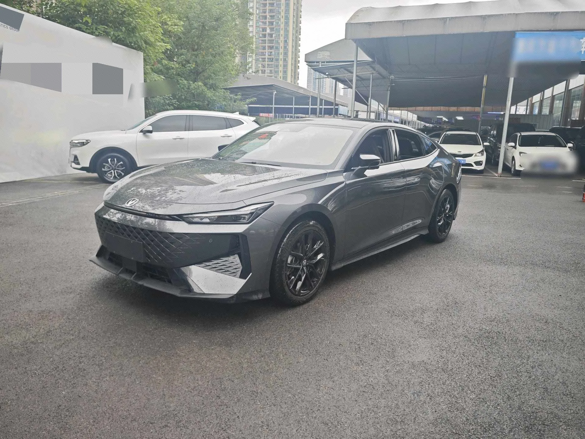 Changan 2025 UNI-V 1.5T Premium Automatic