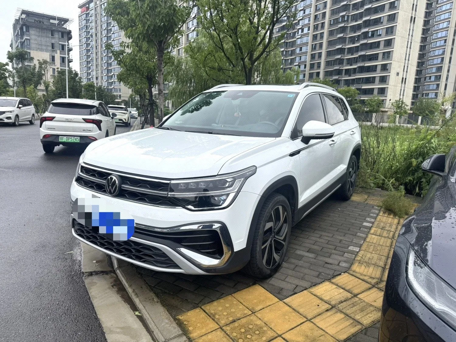 Volkswagen 2023 Tharu 1.5TSI 300TSI 2WD Full Moon Edition Automatic