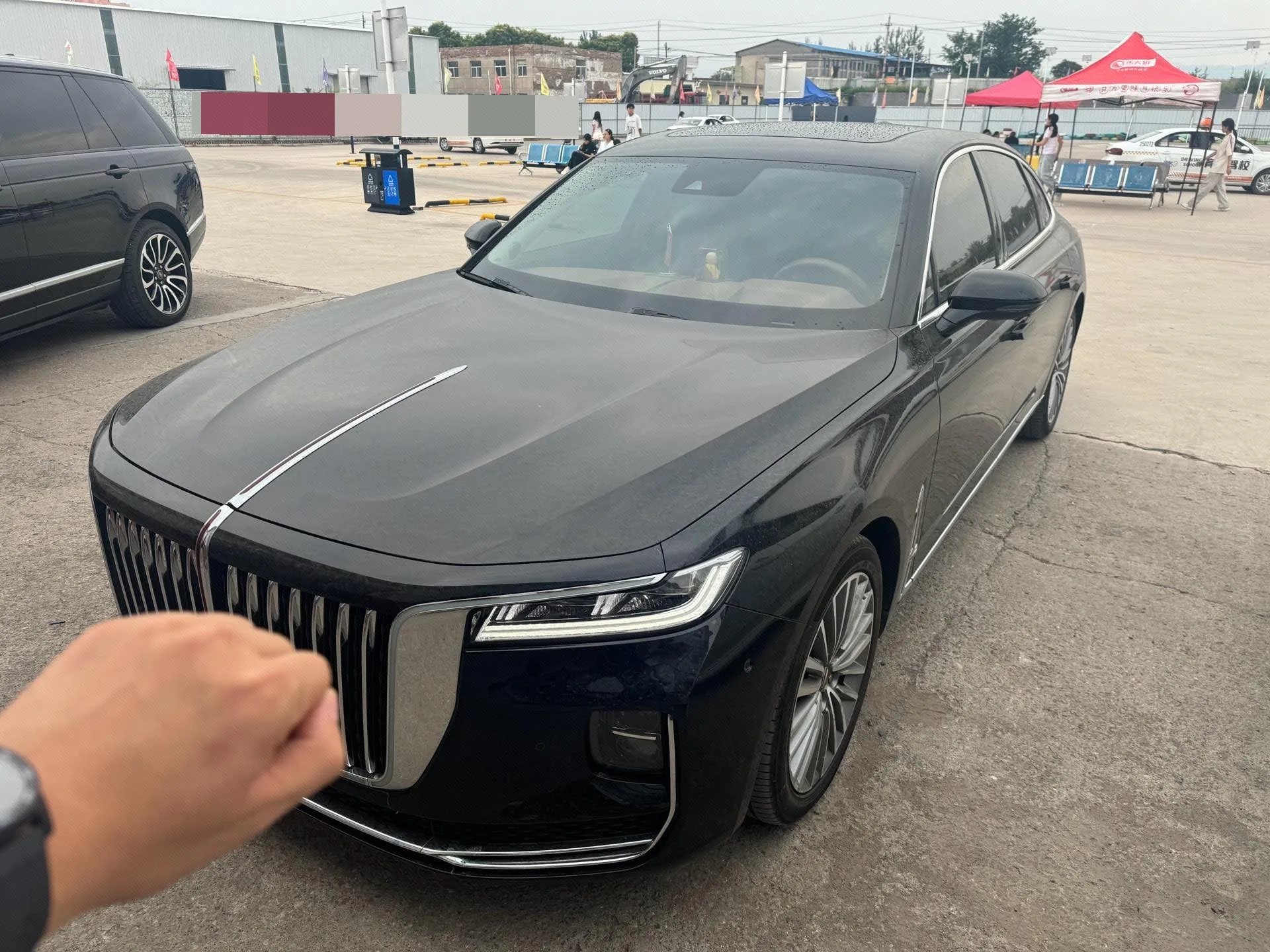 Hongqi H9 2020 2.0T Intelligent Flagship Edition