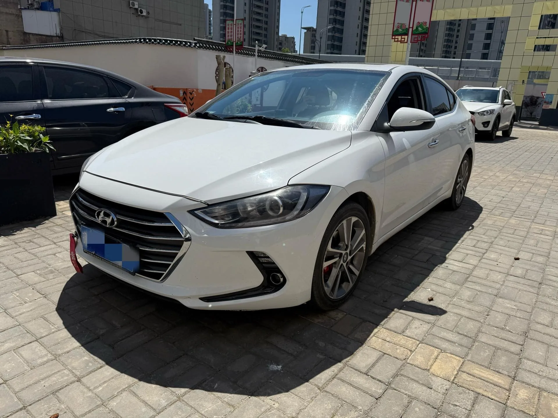 Elantra 2016 1.6L Automatic Smart Style Elite