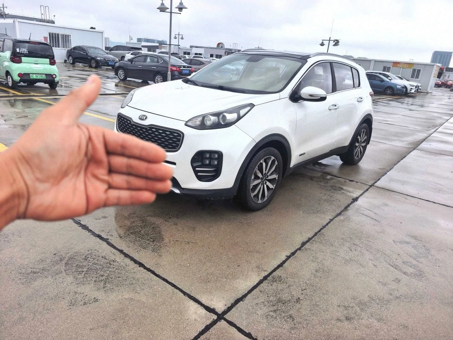 Kia KX5 2016 1.6T Automatic 2WD DLX