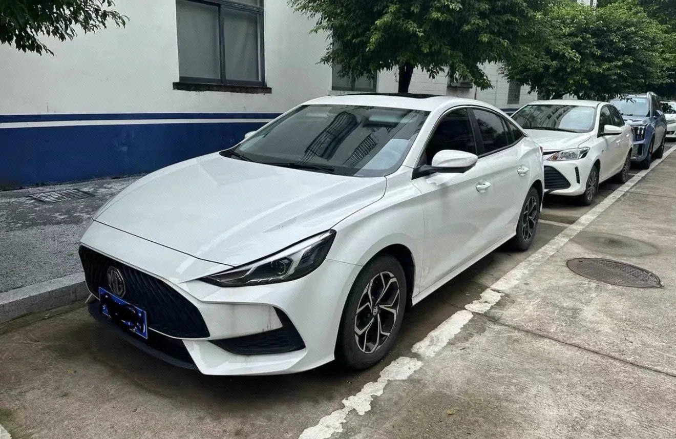 MG5 2021 Facelift 180DVVT CVT Youth Luxury Edition