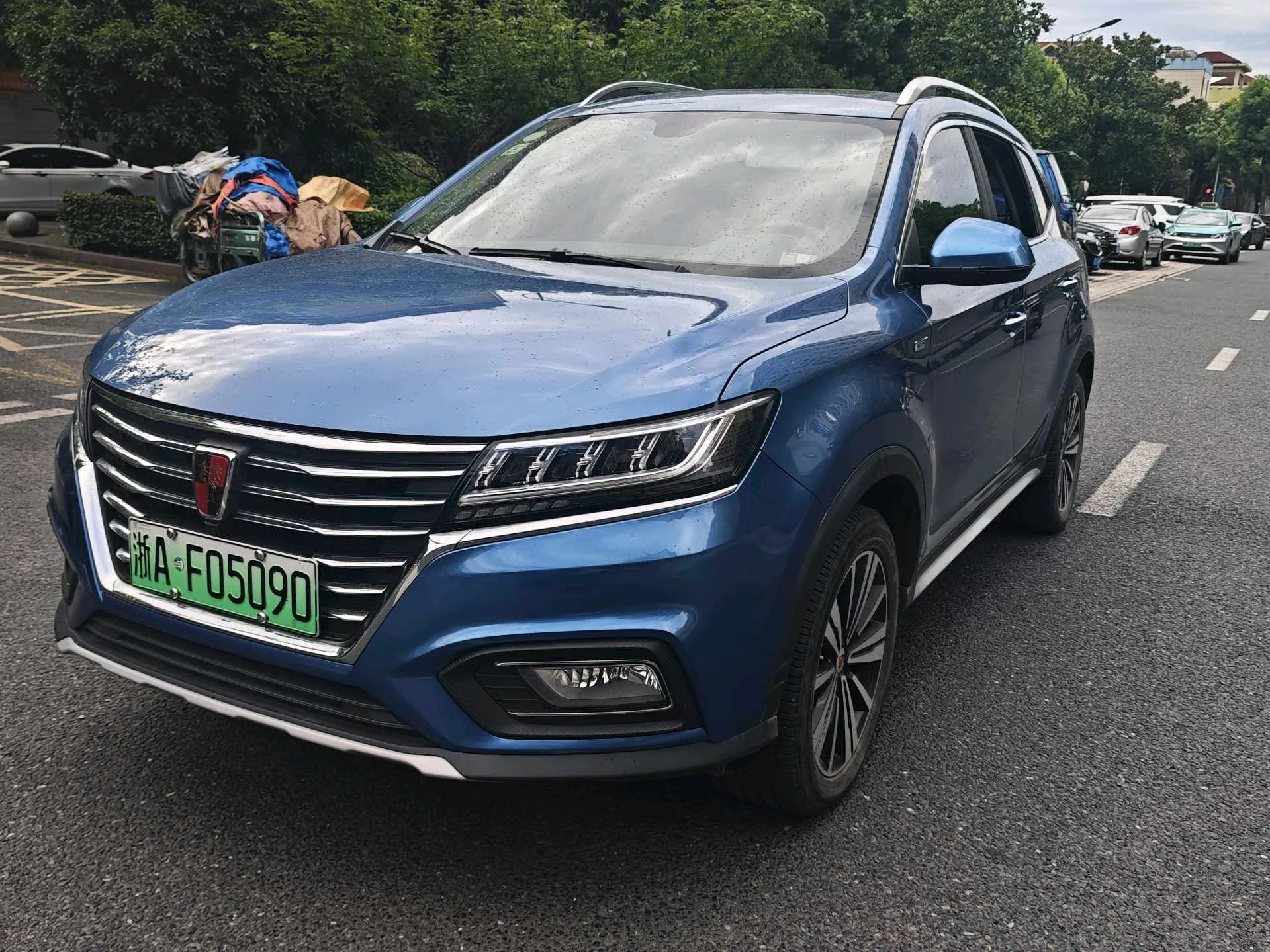Roewe RX5 New Energy 2017 Model eRX5 50T Hybrid Connected Premium Flagship Edition