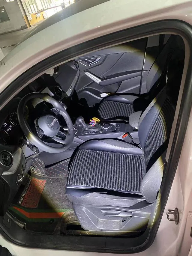 Audi Q2L 2021 35 TFSI Fashion Elegance
