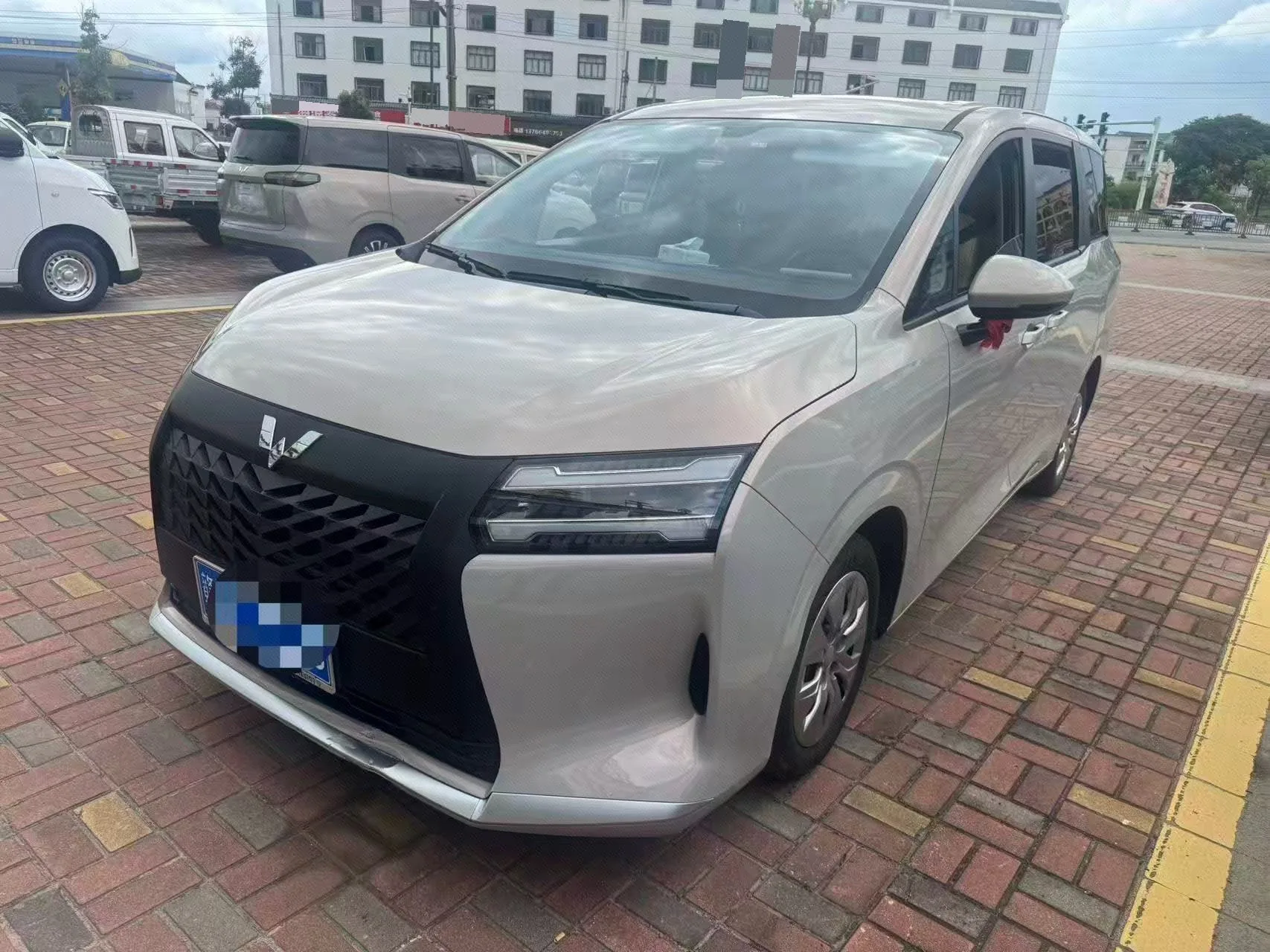 Wuling 2025 Starlight 730 1.5T Comfort Manual Transmission
