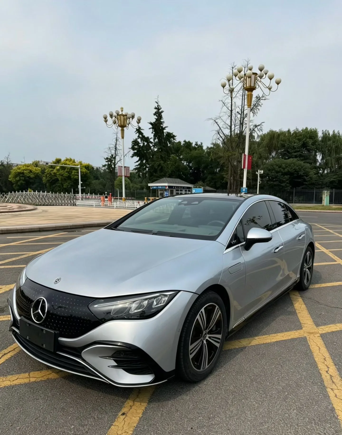 Mercedes-Benz EQE 2022 350 Luxury Edition