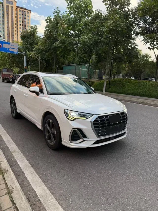 Audi Q3 2021 35 TFSI Fashion Dynamic Edition