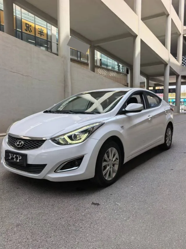 Hyundai Elantra 2016 1.6L Automatic Smart Edition
