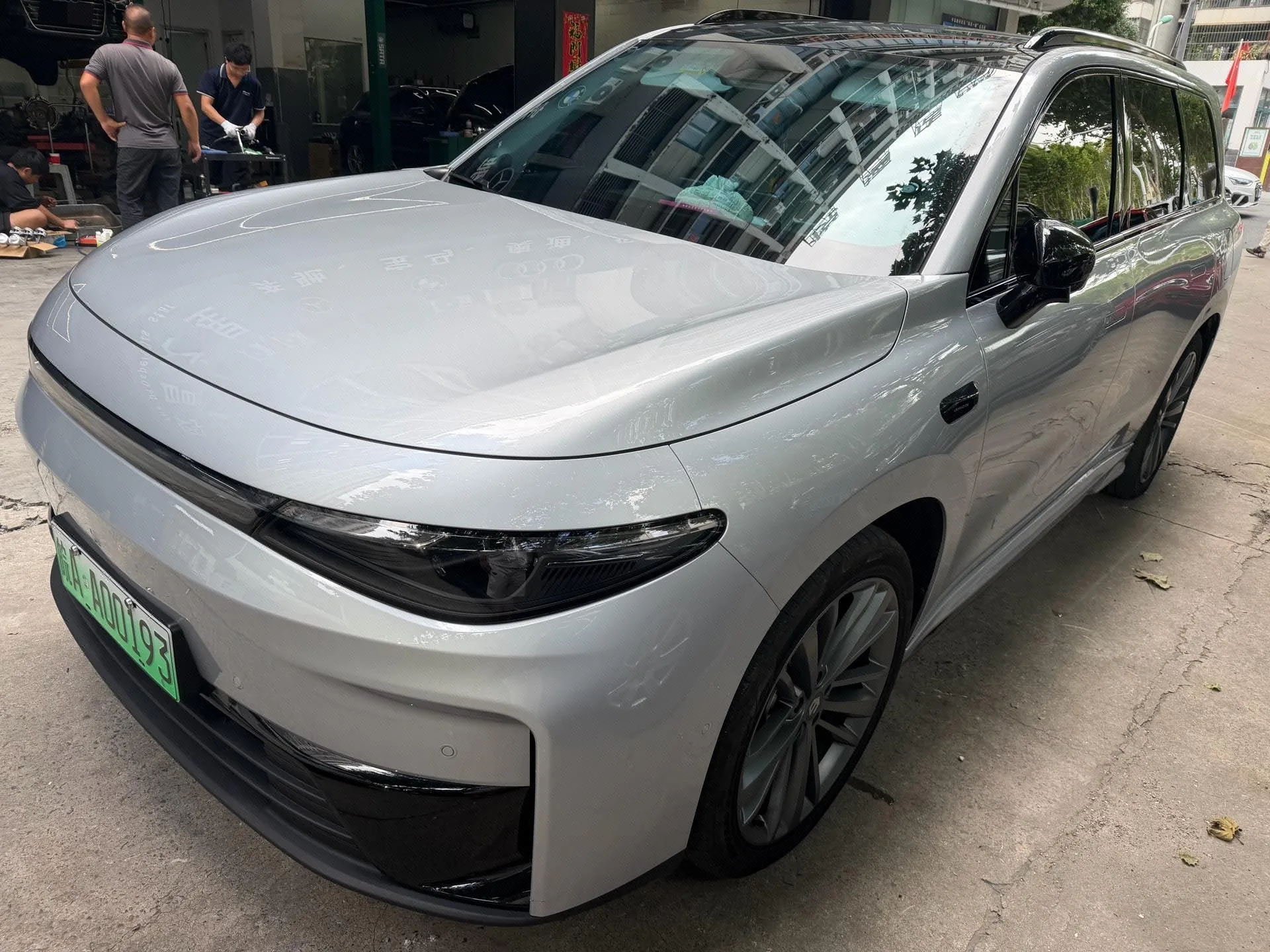 Leapmotor 2025 C16 580 Premium Edition, Automatic Transmission