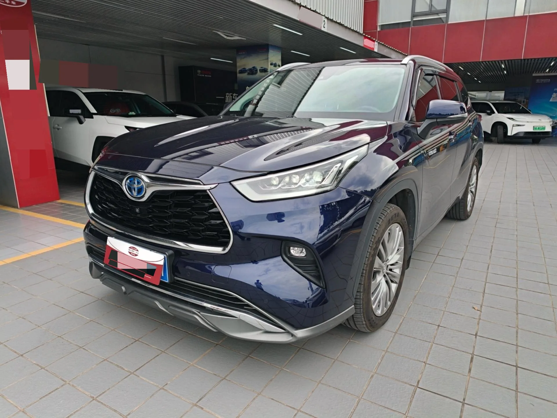 2022 Toyota Highlander Hybrid 2.5L AWD Supreme Edition 7-Seater