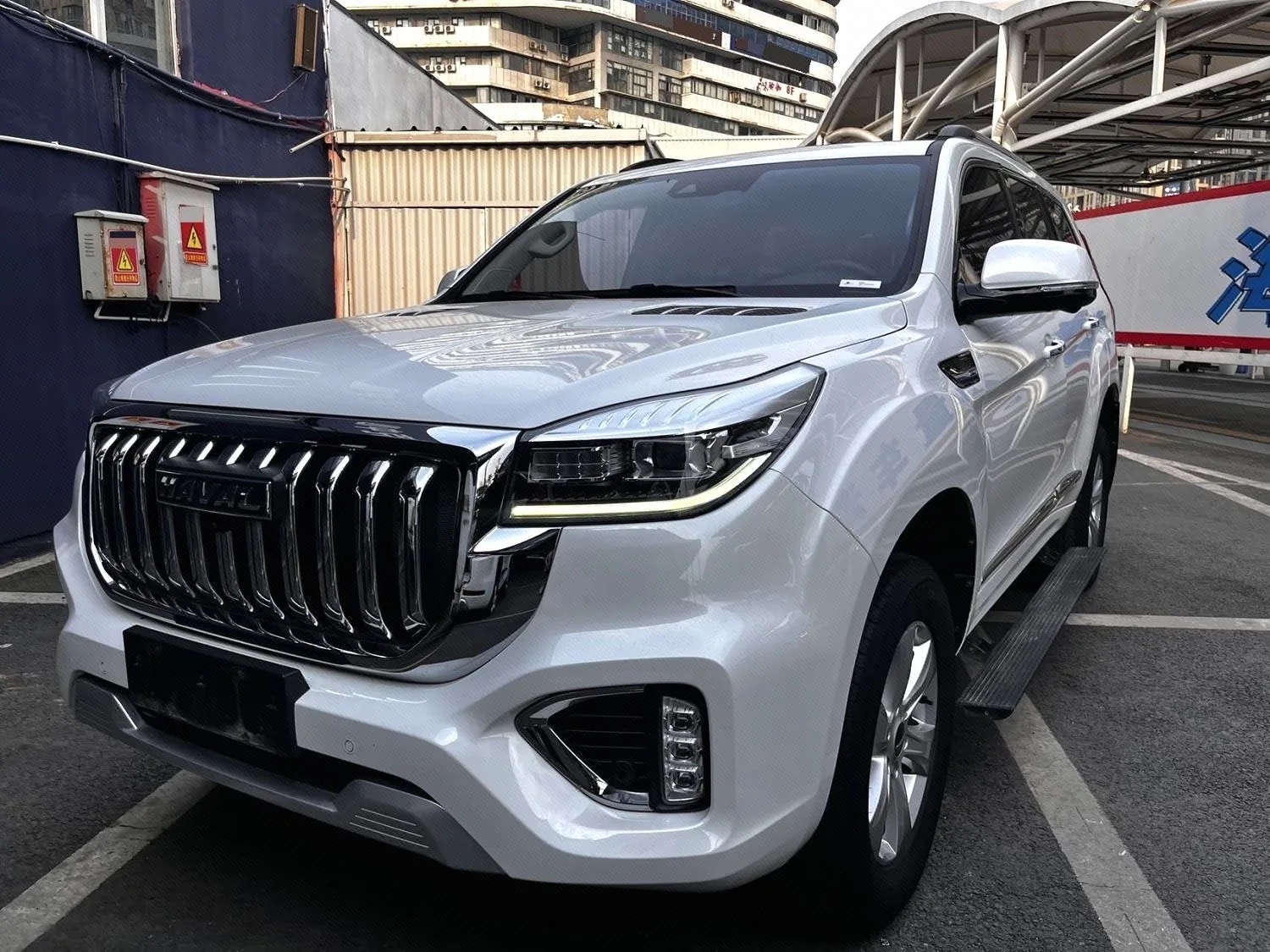 2022 Haval H9 2.0T Gasoline 4WD Premium Edition, 7-Seater