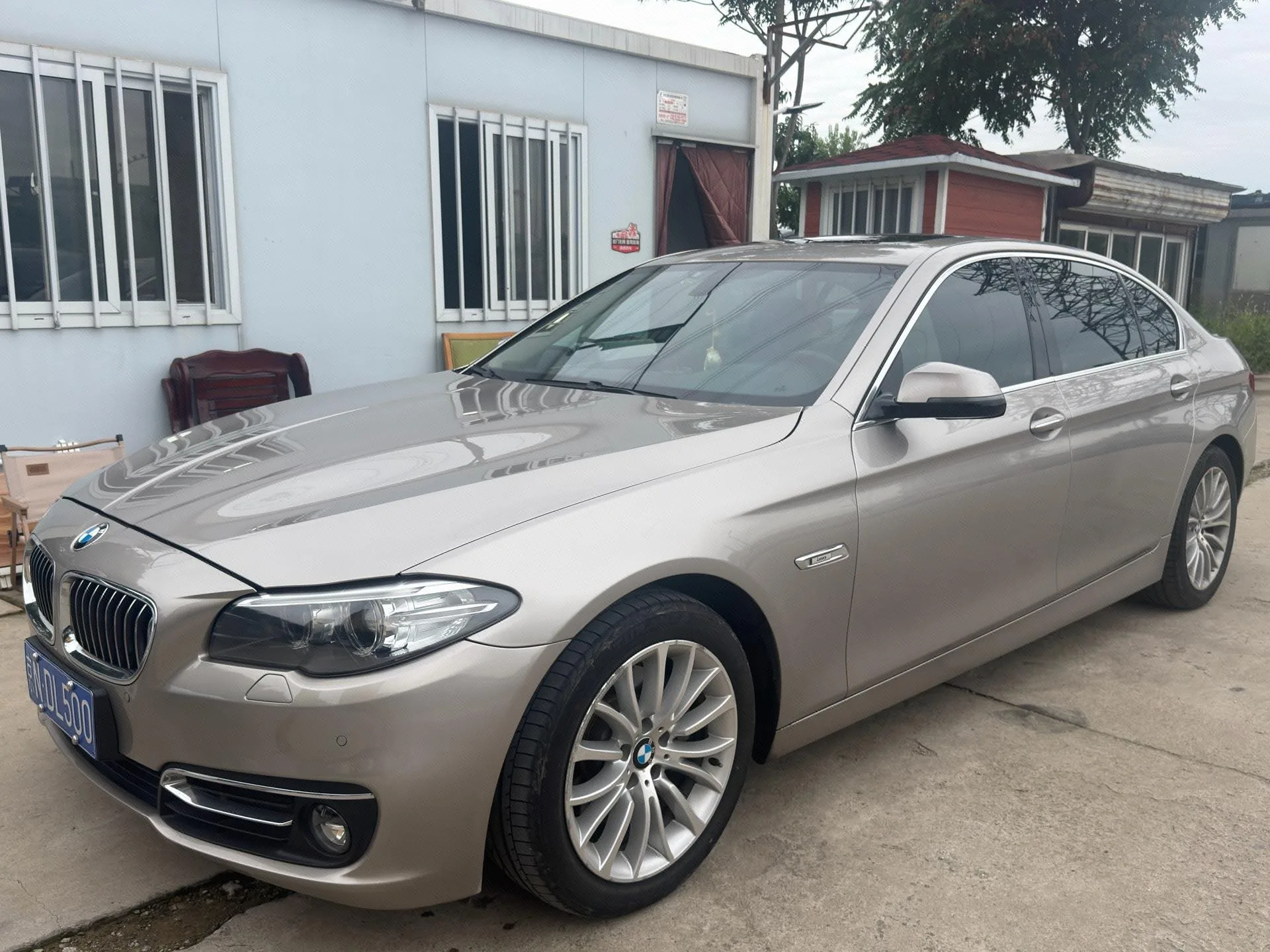 2014 BMW 5 Series 525Li Luxury Design Package