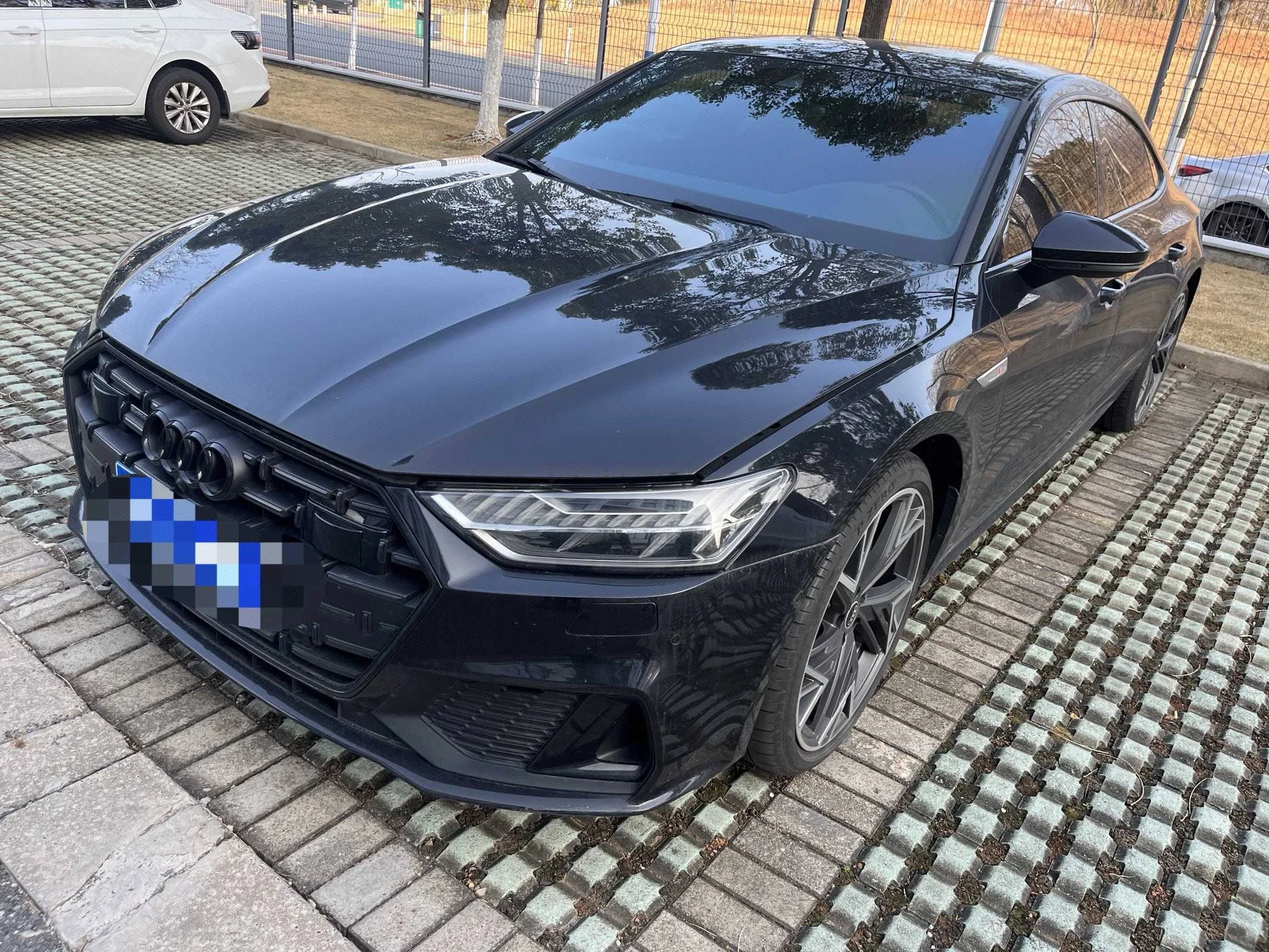 2024 Audi A7L 2.0 TFSI 45 TFSI Quattro S-line Black Knight Edition, Automatic Transmission