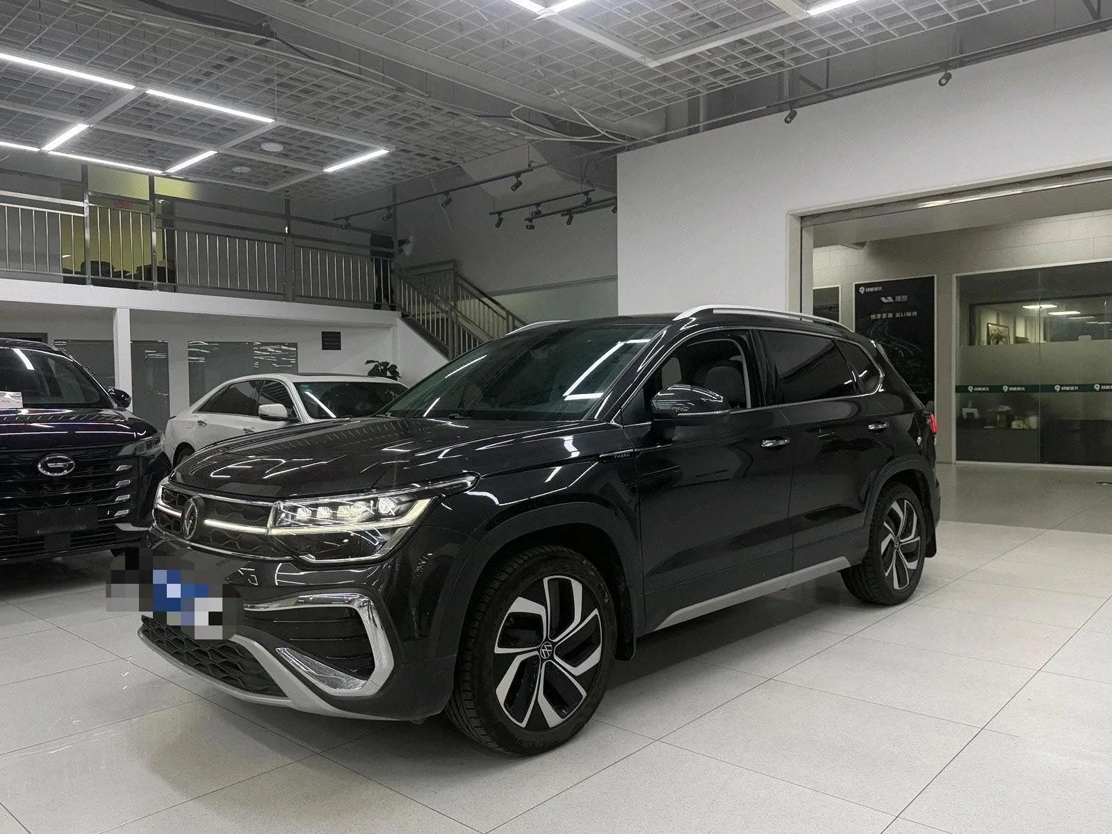 Volkswagen 2024 Tharu 1.5TSI 300TSI 2WD Full Moon Edition Automatic