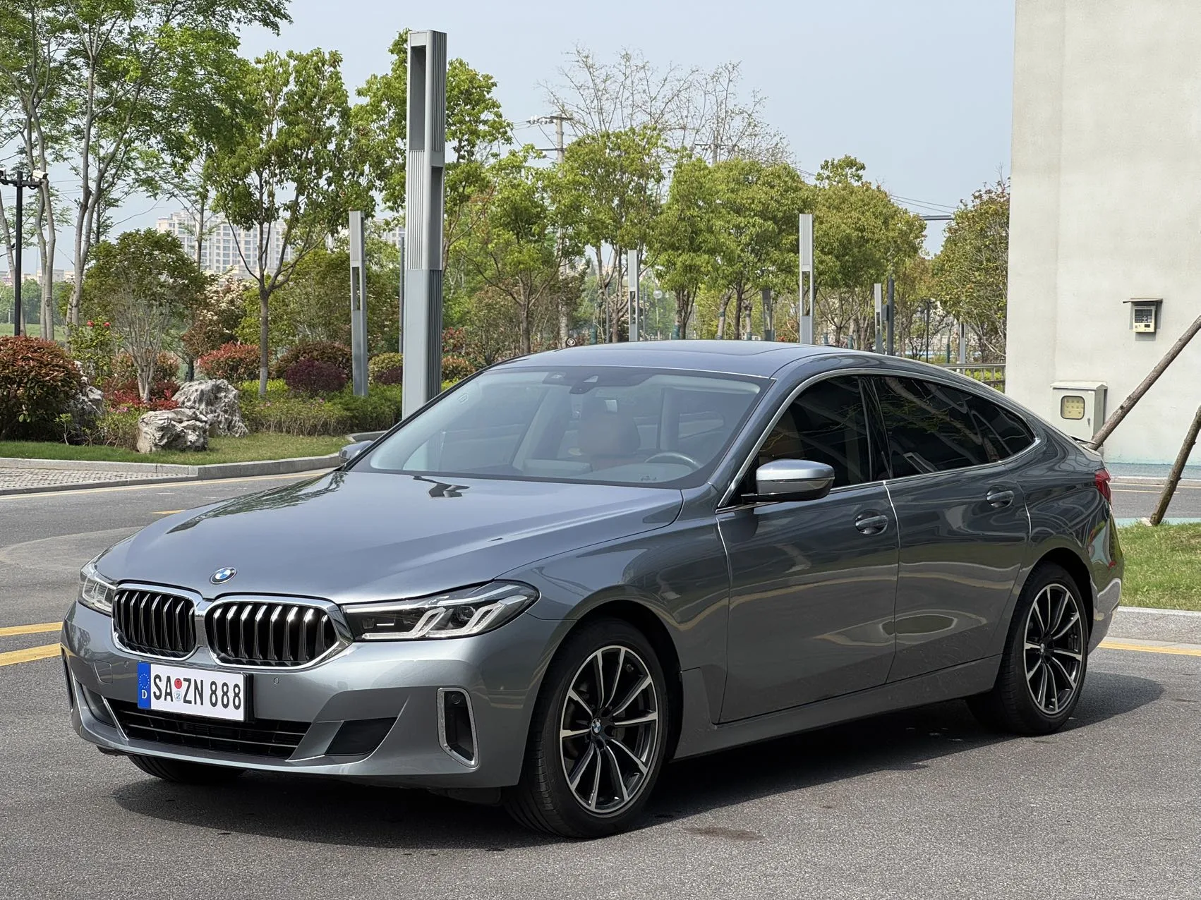 2021 BMW 6 Series GT 630i Luxury Design Package