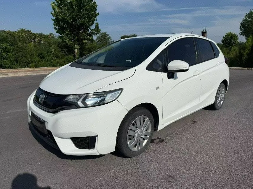 Honda Fit 2016 1.5L LXS CVT Comfort Sunroof Edition